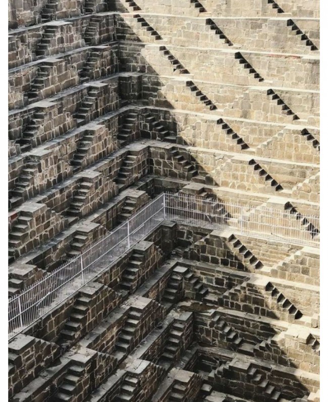 1-o'rin, "Arxitektura". "Chand Baori"