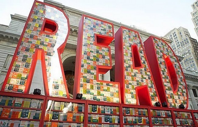 10. "O’qing" haykali