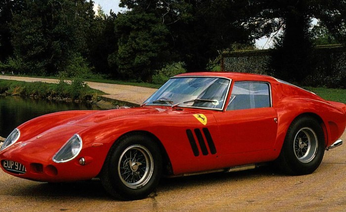 23.1962 yilda ishlab ishlab chiqarilgan Ferrari 250 GTO avtomobili