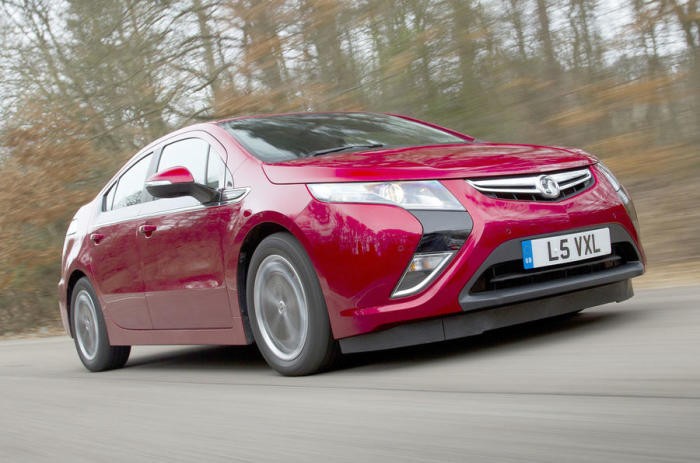 8.Chevrolet Volt/Opel Ampera (2012)