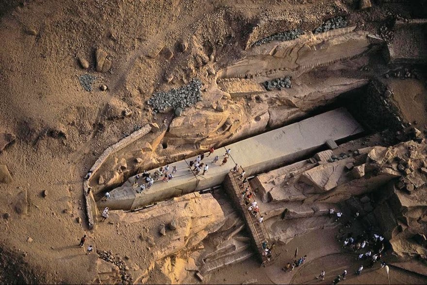2.Asuandagi tugallanmagan yodgorlik, Misr