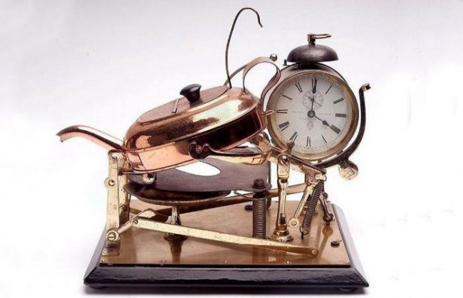 7. Levi Xatchens uyg’otuvchi soati