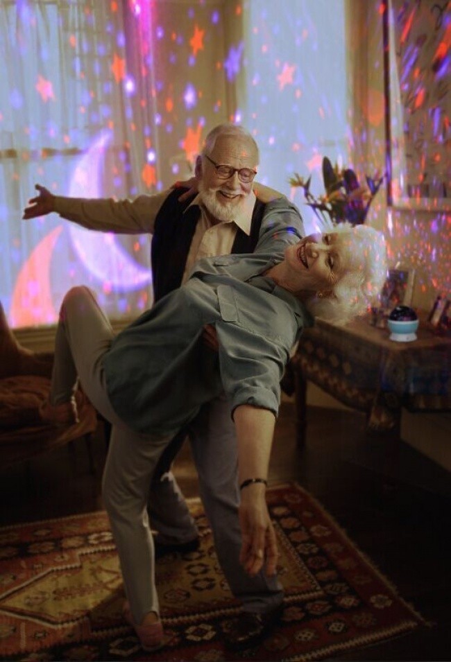 “Bobom va buvim to’ylarining 60 yilligini nishonlashdi!”