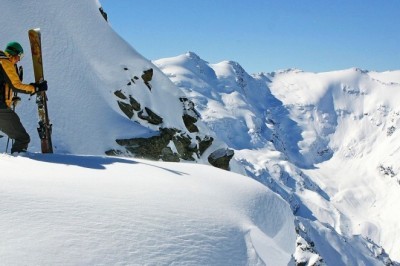 Taniqli brendlar logotiplari maxsulotlariga mos qilib atalganda qanday bo'lishi