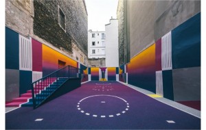 Virtual bo'lib tuyuluvchi basketbol maydoni