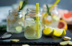 Qanday qilib uy sharoitida mazali gazlangan limonad tayyorlash mumkin