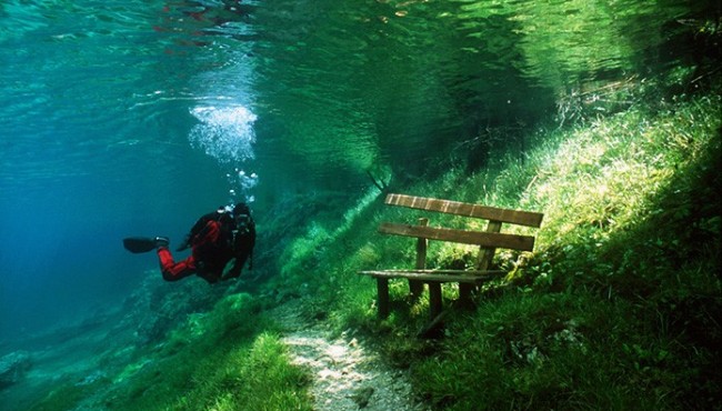 Sayyoramizning betakror go'zalligi