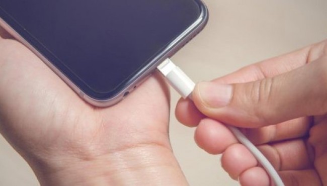 Qiziqarli ma’lumotlar: Telefon batareyasi umrini qanday uzaytirish haqida