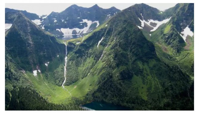 Qiziqarli ma'lumotlar: Siz hali bilmagan Rossiyaning 10 ta tabiiy diqqatga sazovor joylari