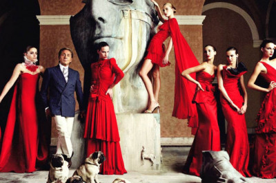 Yuksak modaning imperatori: Valentino Garavani 