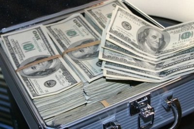 Boy odamning kambag’al odamdan ajralib turuvchi 9 ta sifati