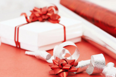 8-mart xotin-qizlar bayramiga taqdim etish mumkin bo'lgan barchaga birdek yoquvchi sovg'alar