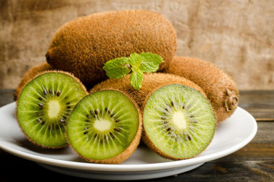 Kivi mevasining tarkibi, kelib chiqish tarixi va nomlanishi haqidagi ma’lumotlar