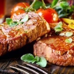 Yaxshi qo‘virilgan steyk