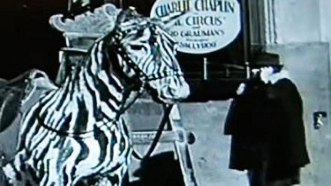 Chaplin filmidagi mobil telefon