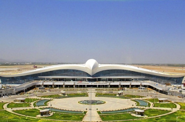 Tukmaniston, Ashxobod xalqaro aeropri