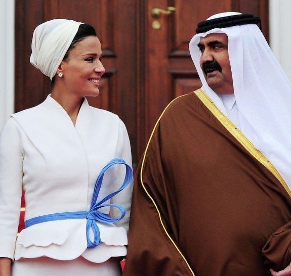 Sheyxi Hamad ben Kalifa-al-Tani va sheyxa Moza.