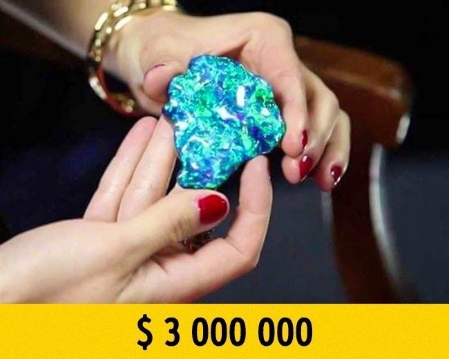 Qora opal Royal One, 306 karat.