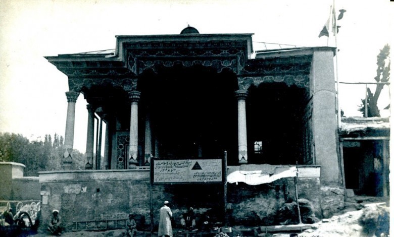 "Osiyo poyabzal Kazandan", Azizbaev do'koni