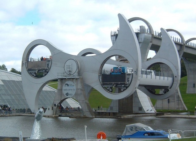 4. Folkersk g'ildiragi, Shotlandiya