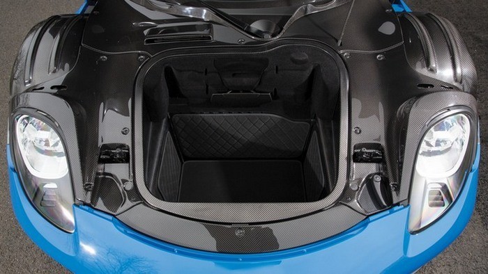 Porsche 918 Spyder Weissach: qoyilmaqom bagajnik.