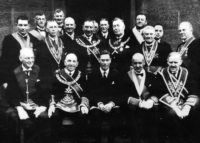 1. Besh millionga yaqin masonlar