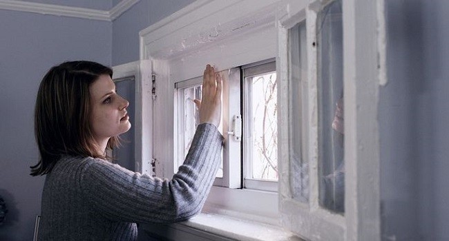 1.Deraza romidagi tirqish va yoriqlar