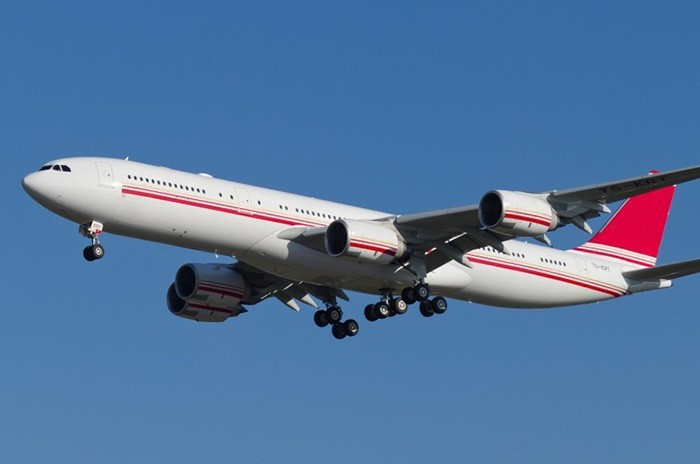 12.AirbusA340-500 – Tunis