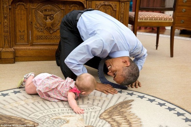Barak Obama va AQSH prezidentining milliy havfsizlik bo’yicha maslahatchisining qizi.