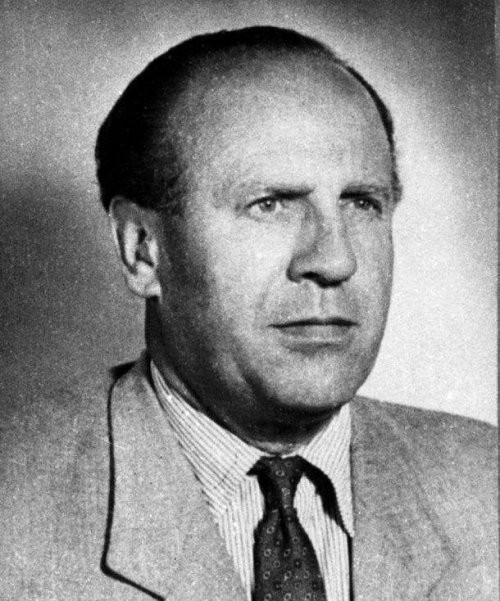11. Oskar Shindler (Oskar Schindler)