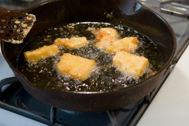 15. Yog’ning qovurish paytida sachramasligi uchun