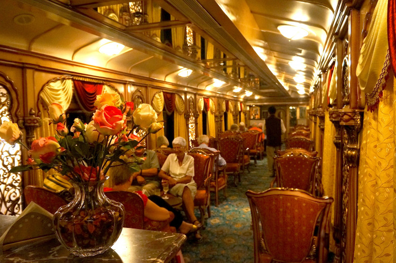 The Golden Chariot poyezdi