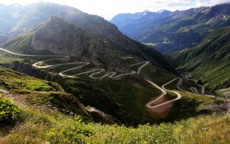 4. Trollstigen, Norvegiya