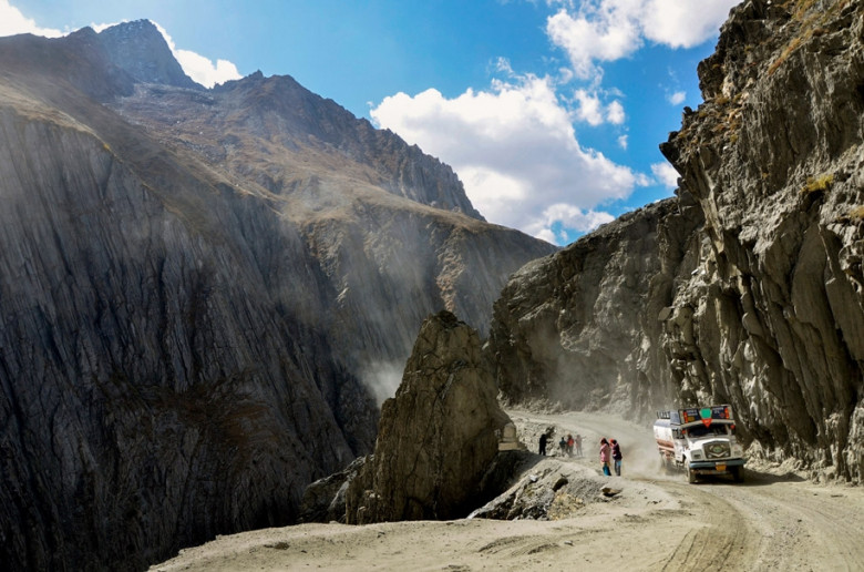 2. Zoji La Pass, Hindiston