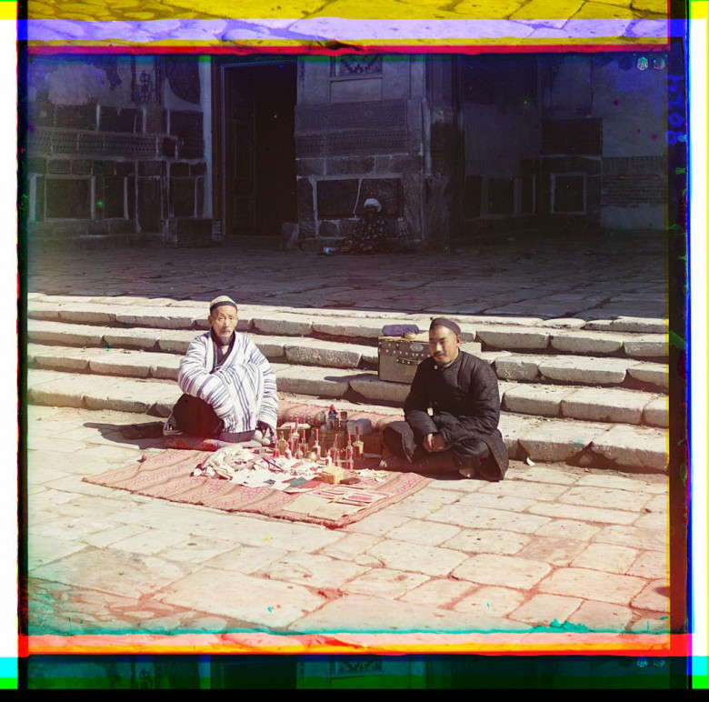 Samarqandlik shifokorlar, 1911 yil.