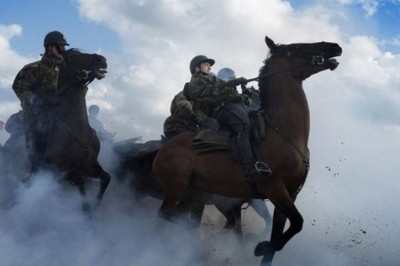 Dunyoning turli davlatlari armiyasi amaliyotida bajariladigan 10 ta telba mashqalar