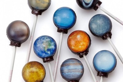 Koinot va yulduzli osmonni sevadiganlar uchun 25ta qoyilmaqom narsalaraq