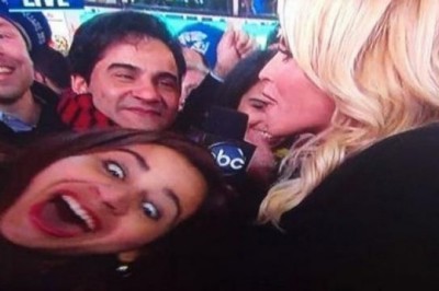 Ajoyib fotobombalar to'plami. Bu qahramonlar fotosur'atlarni qanday buzishni yaxshi biladilar. =)