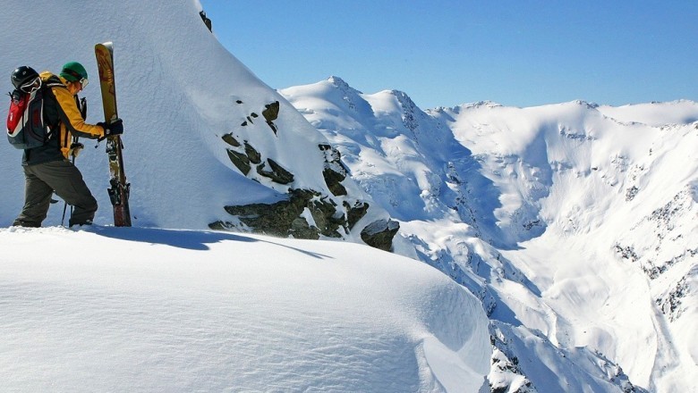 Taniqli brendlar logotiplari maxsulotlariga mos qilib atalganda qanday bo'lishi