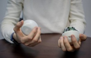 Qiziqarli ixtiro: Belarusiyalik talaba cheksiz quvvatlantiruvchi qurilmani ixtiro qildi va butun jahon bo’yicha uni sotmoqda