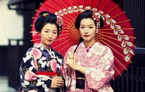 Qiziqarli dunyo: Zamonaviy geyshalar - hamma ish qo’lidan keladigan Yaponiyaning hayratlanarli “san’at insonlari”