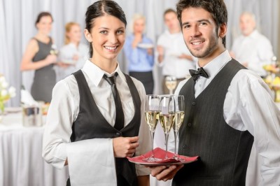 Qiziqarli ma’lumotlar: Ustamon ofitsiantlarning hiylalari – ularga aldanib qolmang