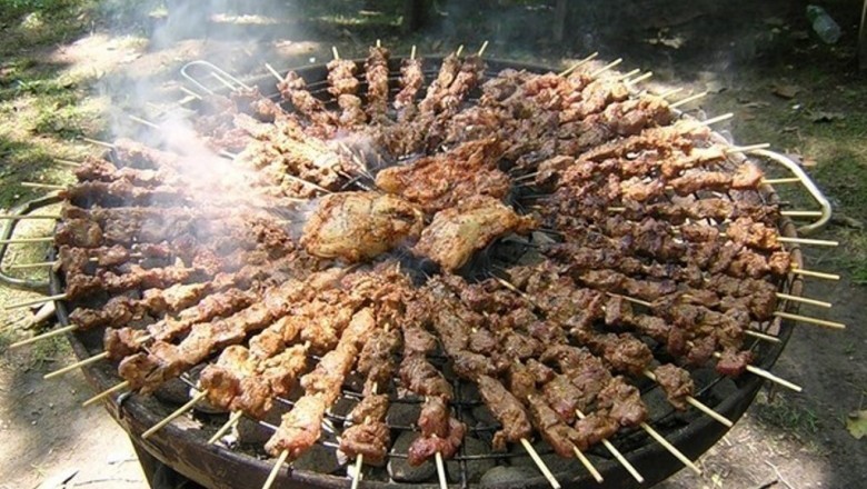 Ko’mir uchun fen, harorat datchiklari va eng mazali shashlikni pishirish uchun zarur boshqa ixtirolar...