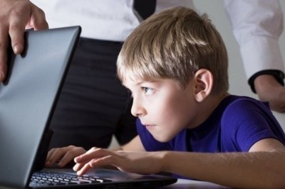 INTERNET VA BOLALAR: XAVFLAR REAL