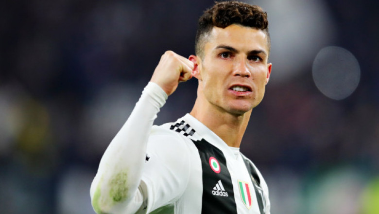 Ronaldu deyarli 170 million obunachiga ega va bitta nashrning o'rtacha narxi 900 ming yevroni tashkil qiladi.