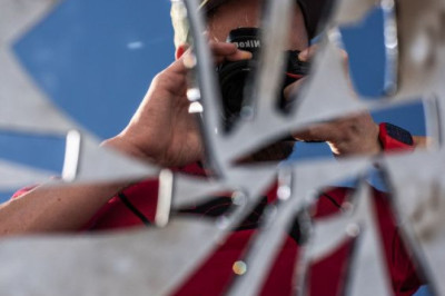 Ko’zgu orqali qoyilmaqom fotosurat olishning 6 usuli